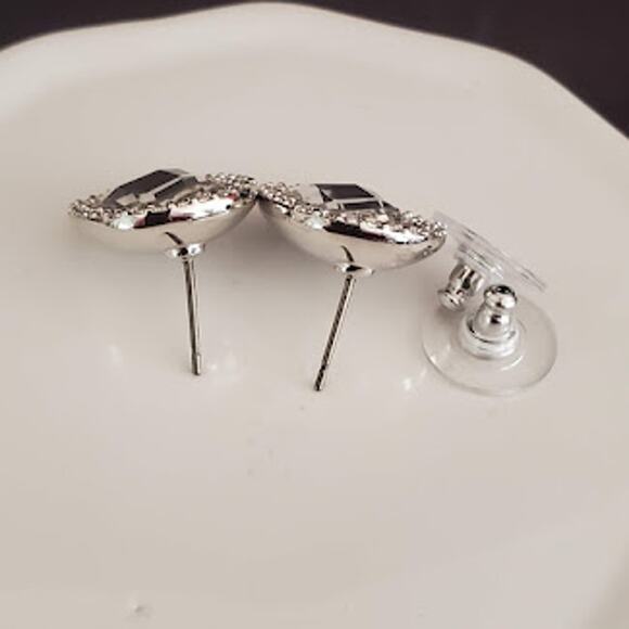 Oliver Weber Pierced Earrings with Swarovski Crystals Facet‎ Cut New with Tags - Picture 4 of 5